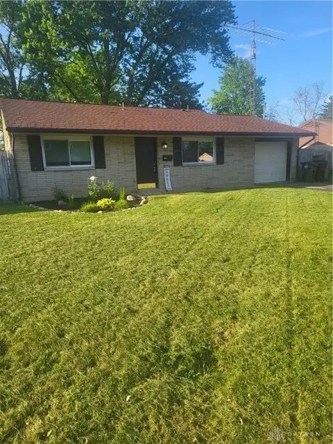 630 San Bernardino Trl, Englewood, OH 45322