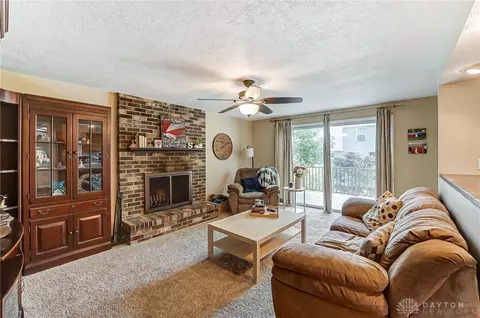 35 Roundtree Ct, Springboro, OH 45066 photo 12