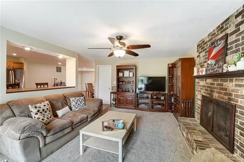 35 Roundtree Ct, Springboro, OH 45066 photo 10
