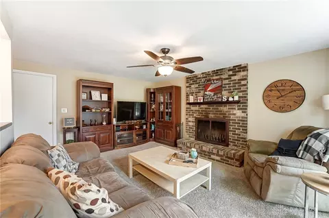 35 Roundtree Ct, Springboro, OH 45066 photo 11