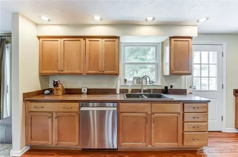 35 Roundtree Ct, Springboro, OH 45066 photo 7