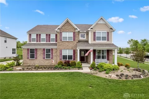 1118 Asbury Ct, Xenia, OH 45385