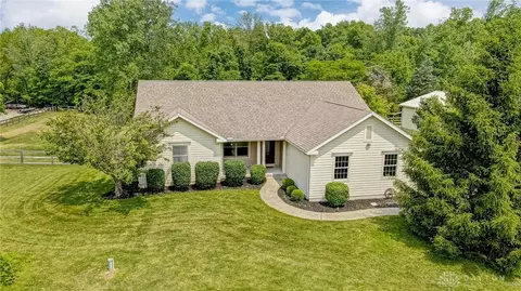 105 Anderson Rd, Wilmington, OH 45177