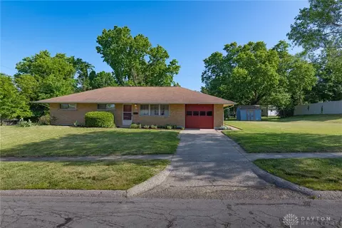 2145 Lehigh Pl, Moraine, OH 45439