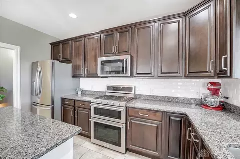 1385 Bourdeaux Way, Dayton, OH 45458 photo 20