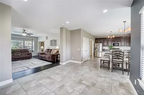 1385 Bourdeaux Way, Dayton, OH 45458 photo 12