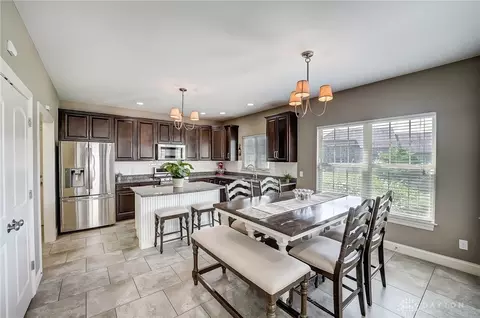 1385 Bourdeaux Way, Dayton, OH 45458 photo 14