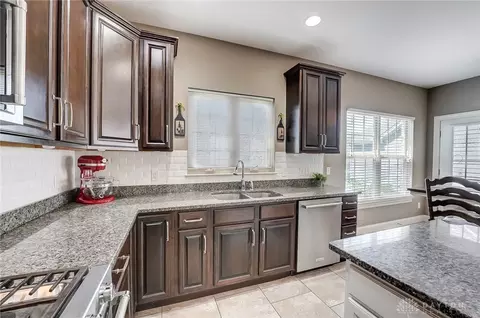 1385 Bourdeaux Way, Dayton, OH 45458 photo 18