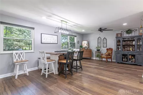 2273 Whispering Willow Cir, Kettering, OH 45440 photo 12