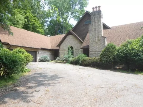670 Shepherd Rd, Xenia, OH 45385