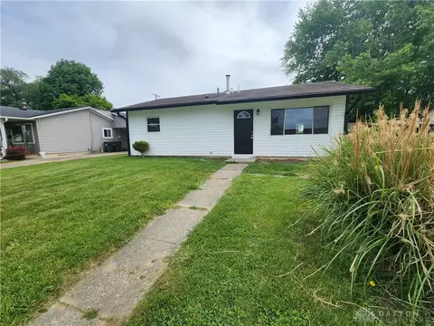 1011 Stewart Ave, Xenia, OH 45385