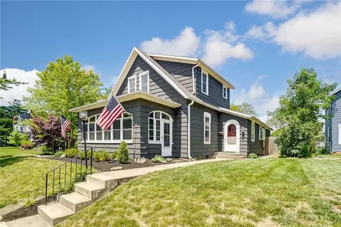 317 Drury Ln, Troy, OH 45373