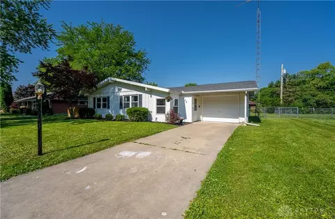 746 Berkshire Rd, Troy, OH 45373