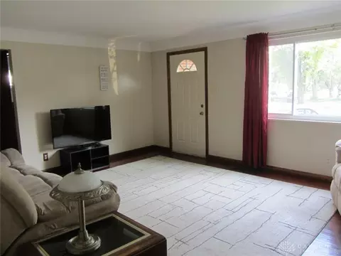1755 Beaverton Dr, Kettering, OH 45429 photo 4