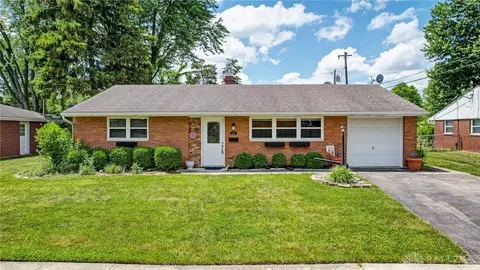2321 Candlewood Dr, Dayton, OH 45419