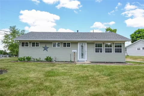 2935 Cunnington Ln, Kettering, OH 45420 photo 1