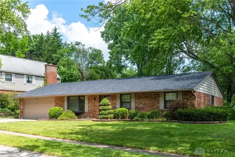 804 King Harry Pl, Miamisburg, OH 45342