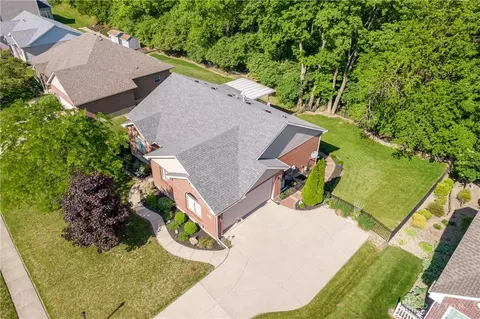1330 Emily Beth Dr, Miamisburg, OH 45342