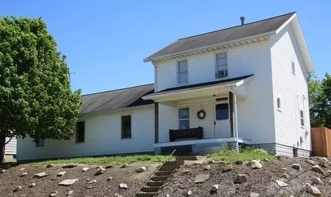 1551 Charles St, Springfield, OH 45505