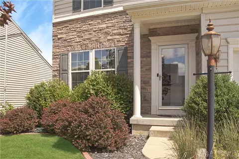 1301 Artesian Ln, Fairborn, OH 45324 photo 2