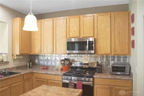 1301 Artesian Ln, Fairborn, OH 45324 photo 13