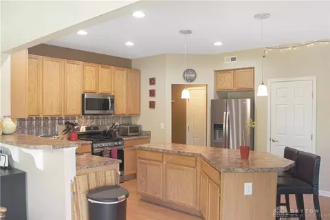 1301 Artesian Ln, Fairborn, OH 45324 photo 15