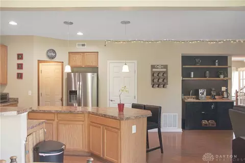 1301 Artesian Ln, Fairborn, OH 45324 photo 16