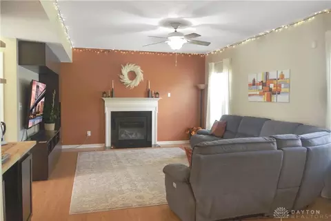 1301 Artesian Ln, Fairborn, OH 45324 photo 3