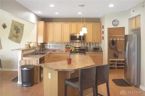 1301 Artesian Ln, Fairborn, OH 45324 photo 9