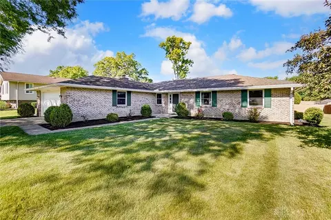8361 Cherrycreek Dr, Washington Township, OH 45458