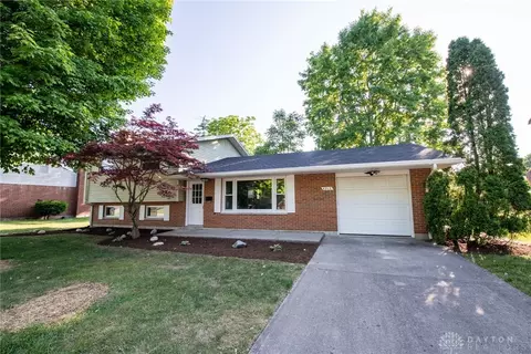 4912 Shadwell Dr, Trotwood, OH 45416