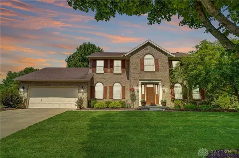 4760 Imperial Dr, Liberty, OH 45011
