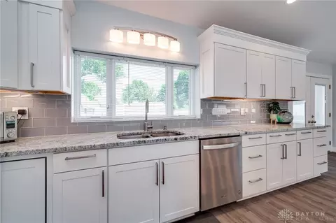 2724 Colonial Ave, Kettering, OH 45419 photo 8