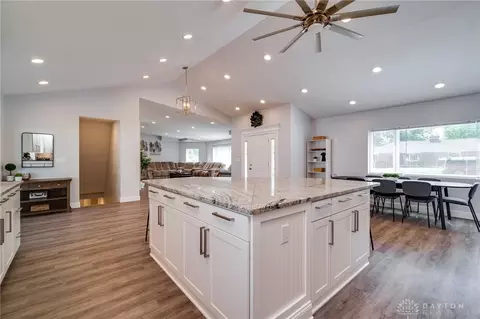 2724 Colonial Ave, Kettering, OH 45419 photo 10