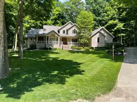 5450 Brookshire Ln, Springfield, OH 45502 photo 2