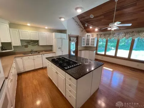 5450 Brookshire Ln, Springfield, OH 45502 photo 19