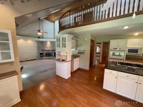 5450 Brookshire Ln, Springfield, OH 45502 photo 23