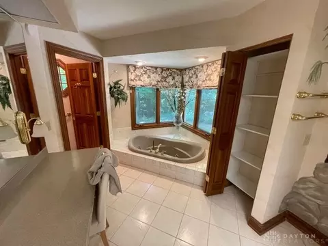 5450 Brookshire Ln, Springfield, OH 45502 photo 38