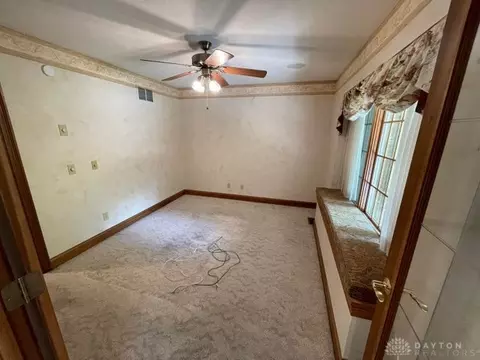 5450 Brookshire Ln, Springfield, OH 45502 photo 17