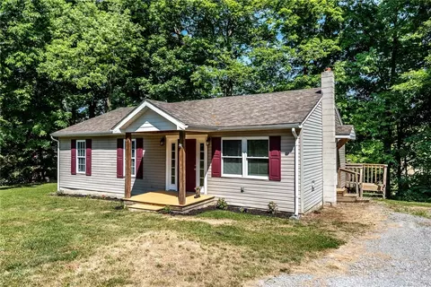 2915 Martinsville Rd, Martinsville, OH 45146