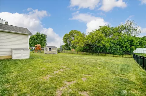 1149 Red Maple Dr, Troy, OH 45373 photo 59
