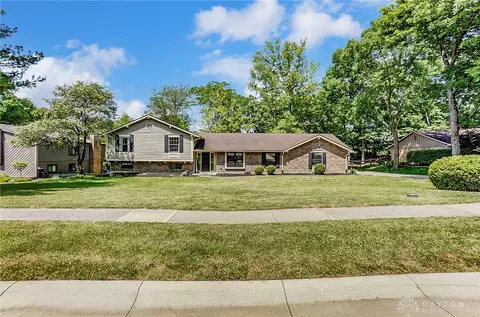 1386 Ambridge Rd, Dayton, OH 45459 photo 3