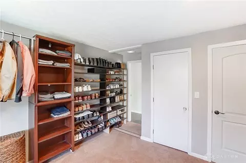1386 Ambridge Rd, Dayton, OH 45459 photo 30
