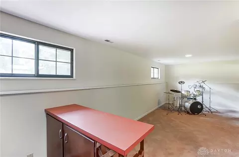 1386 Ambridge Rd, Dayton, OH 45459 photo 34
