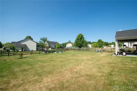 45 Hollytree Dr, Middletown, OH 45044 photo 26