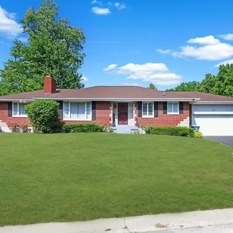 7445 Lockwood St, Dayton, OH 45415