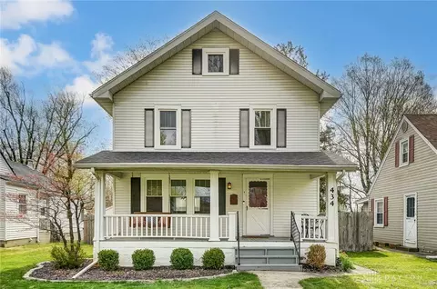 434 Deerfield Rd, Lebanon, OH 45036