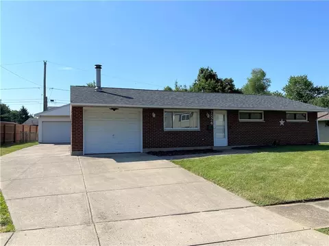 7824 Blackshear Dr, Dayton, OH 45424