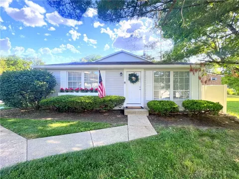 111 Ridge Rd #604, Lebanon, OH 45036