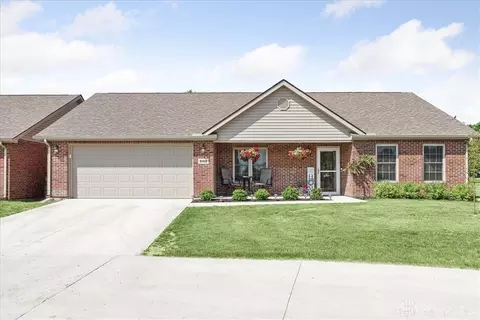300 Coates Ct #12, North Lewisburg, OH 43060
